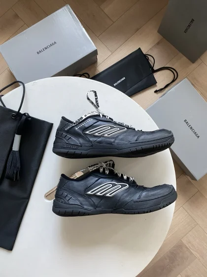 Balenciaga Hamptons